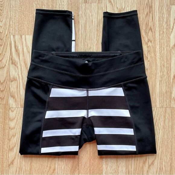 Athleta Black/White Striped Leggings - Size: XS - Picture 3 of 11